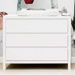 Bopita Corsica Babykamer Wit | Bed 70 X 140 Cm + Commode -Beste Babyserie Winkel corisca nursery 3 part 4 2 8430
