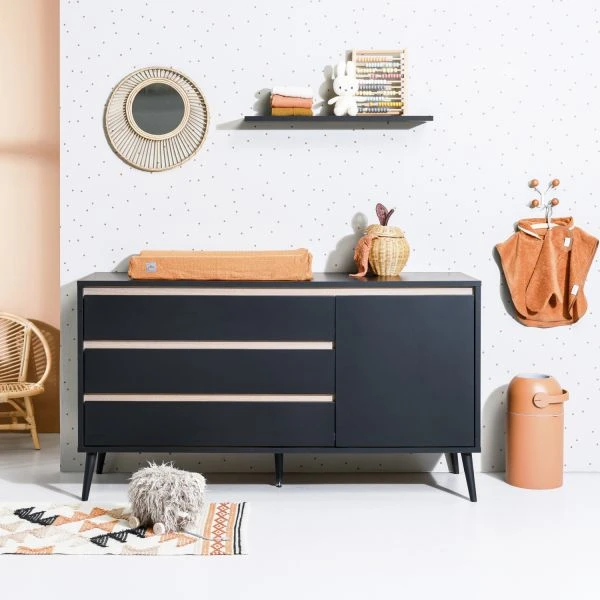 Europe Baby Sterre Commode XL Zwart / Oak Europe Baby Sterre Commode XL Zwart / Oak -Beste Babyserie Winkel