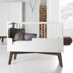 Kidsmill Sixties Babybed Wit Mat / Walnoot 60 X 120 Cm -Beste Babyserie Winkel kidsmill sixties babybed wit mat walnoot 60 x 120 cm 2 b948