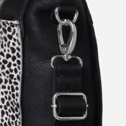 Mozz Bags Wild Ones Luiertas Silver Dots 4 Mozz Bags Wild Ones Luiertas Silver Dots -Beste Babyserie Winkel mozz bags wild ones luiertas silver dots 2 2f20